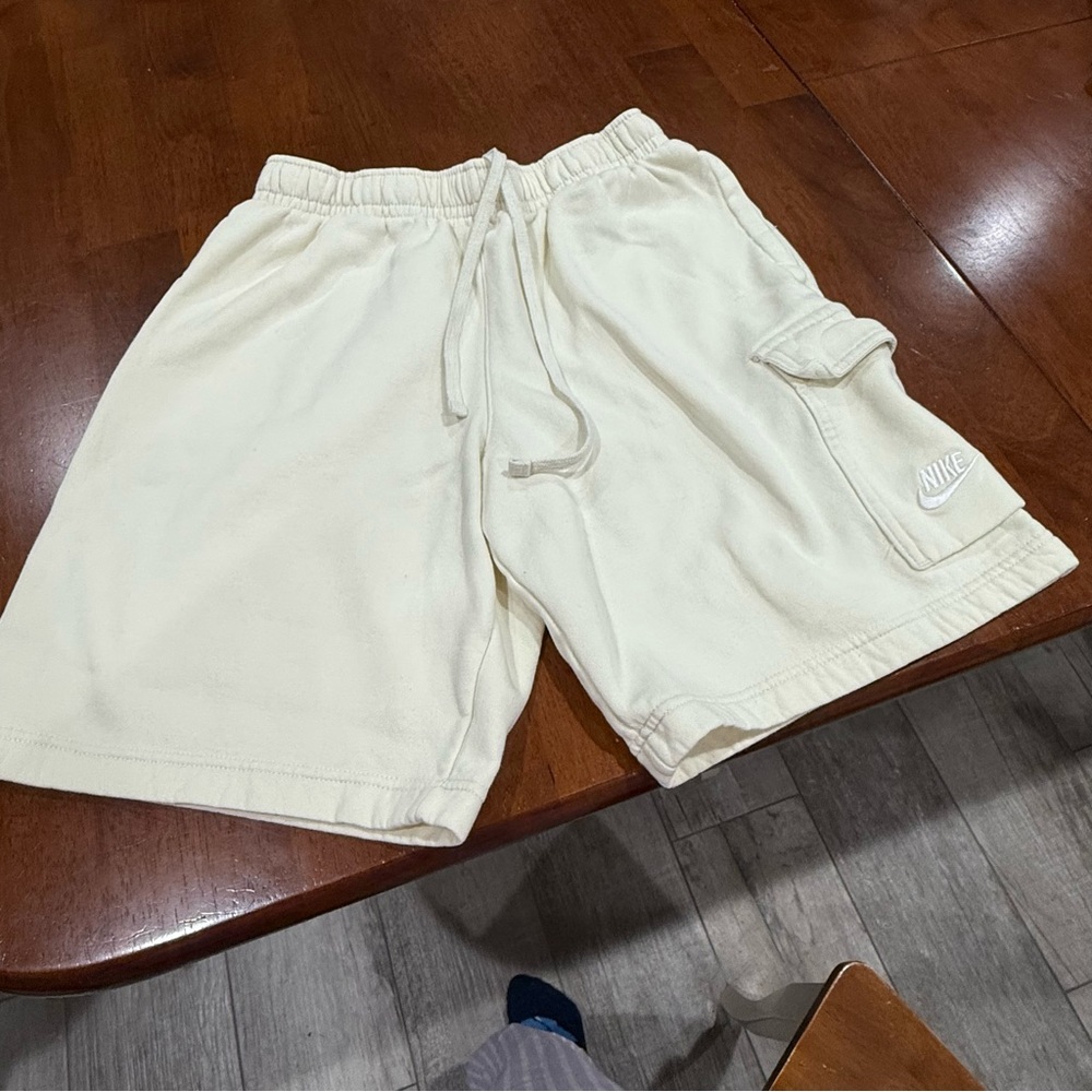 Nike Men's Light Tan Cargo Shorts